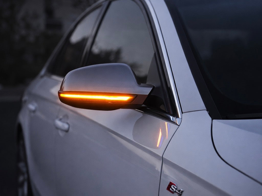 Dynamic LED Side Mirror Turn Signals (Sequential) – Audi